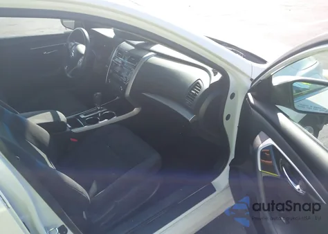 2014 Nissan Altima 2.5 S из США, поврежденный, VIN 1N4AL3AP5EN366285